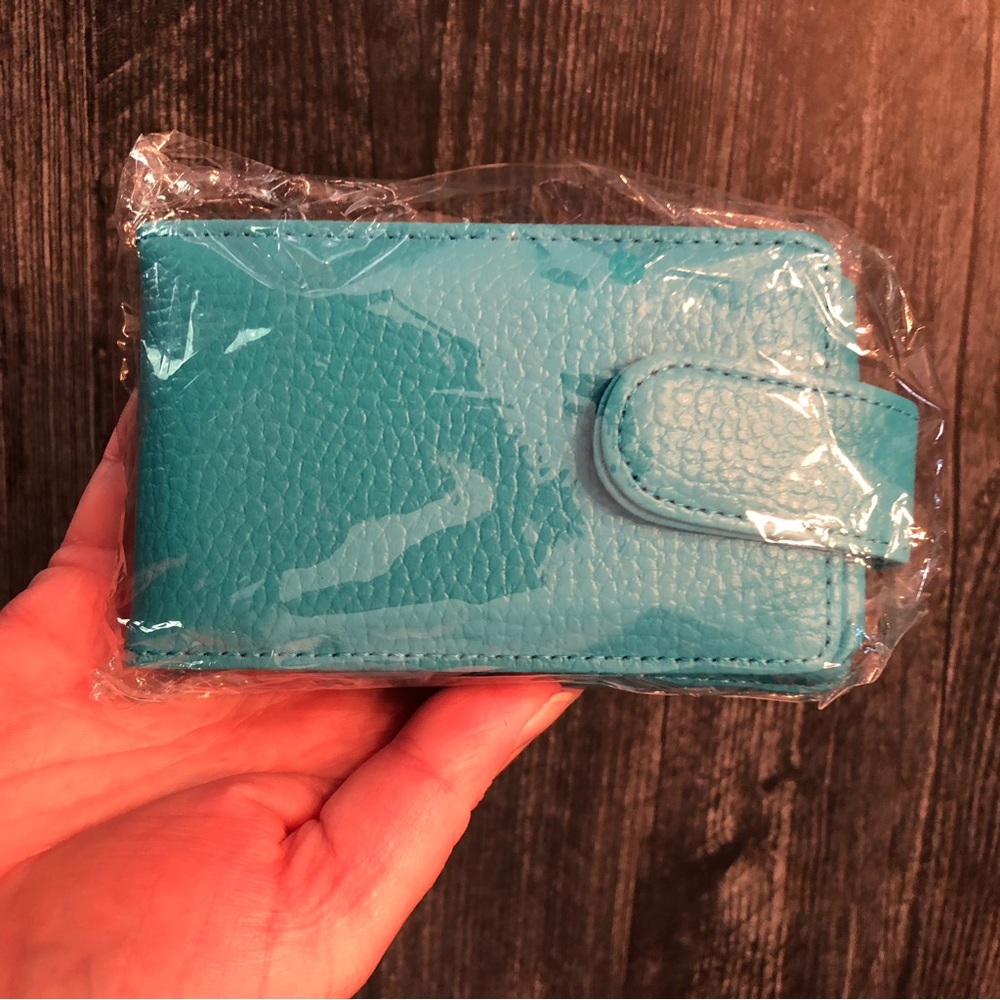 Lipgloss Holder Turquoise Faux Leather